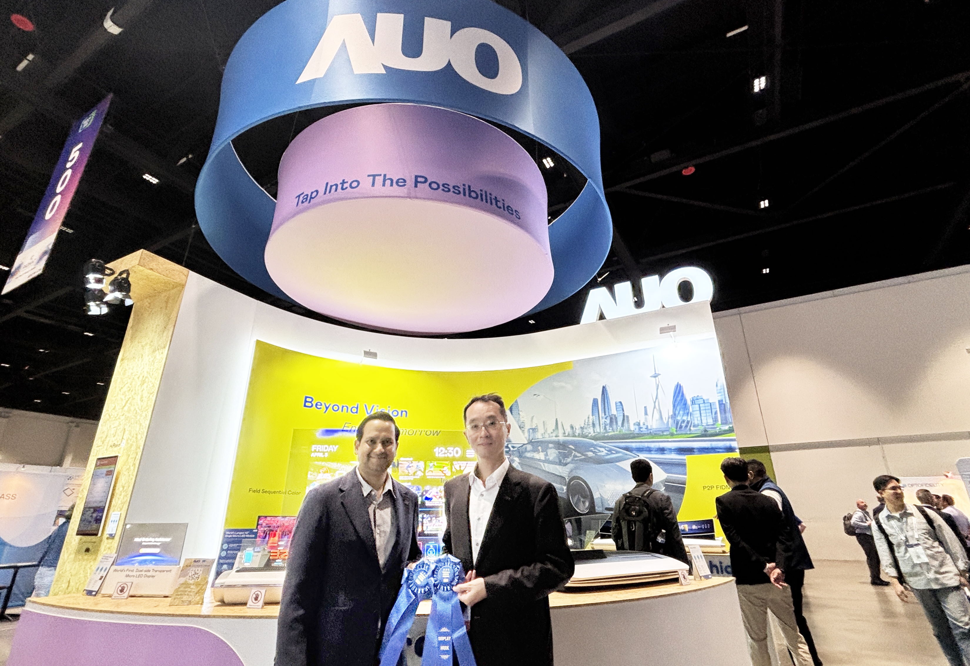 AUO&rsquo;s product showcase and strong technology demonstration shone at SID 2025, earning both the &ldquo;Best Micro LED-Based Technology&rdquo; and &ldquo;Best Medium Booth&rdquo; awards. Its leading R&D capabilities were unanimously recognized by SID and industry experts in attendance.